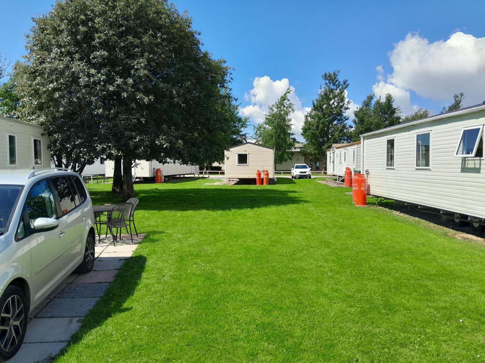 Ye Old'E Man Lake District Grange-Over-Sands Esterno foto