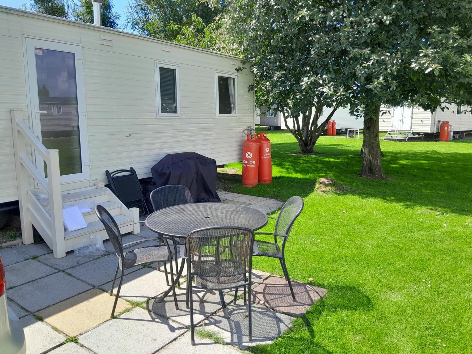 Ye Old'E Man Lake District Grange-Over-Sands Esterno foto