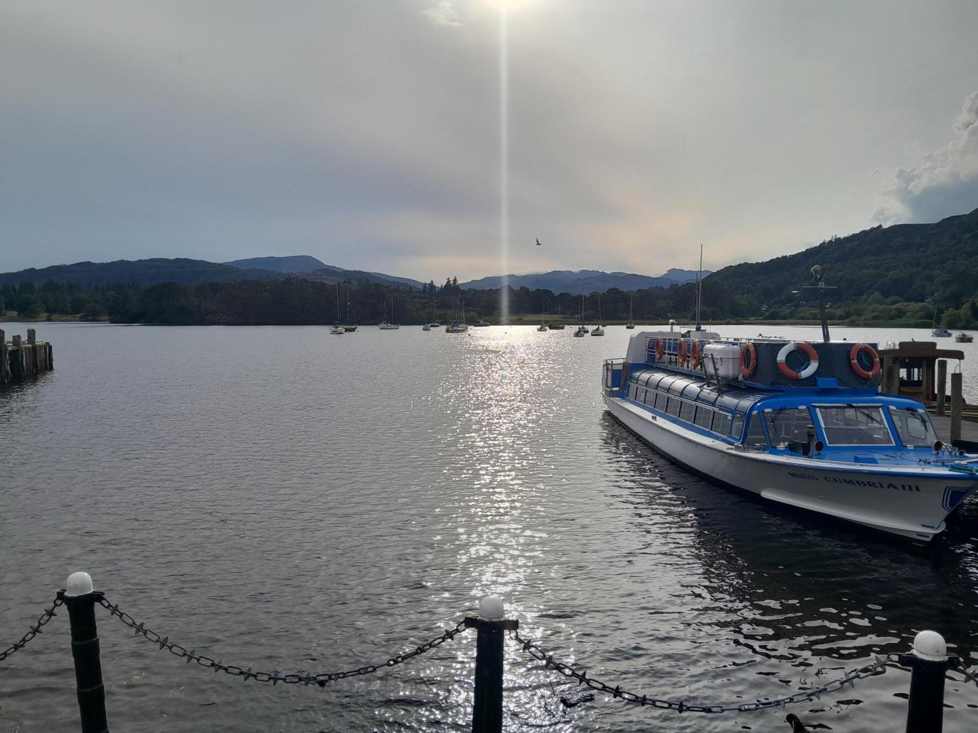 Ye Old'E Man Lake District Grange-Over-Sands Esterno foto